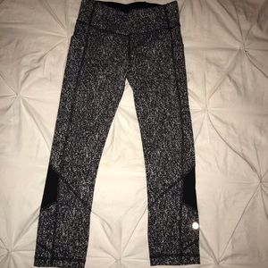 Lululemon Black & White Splatter Crop Leggings